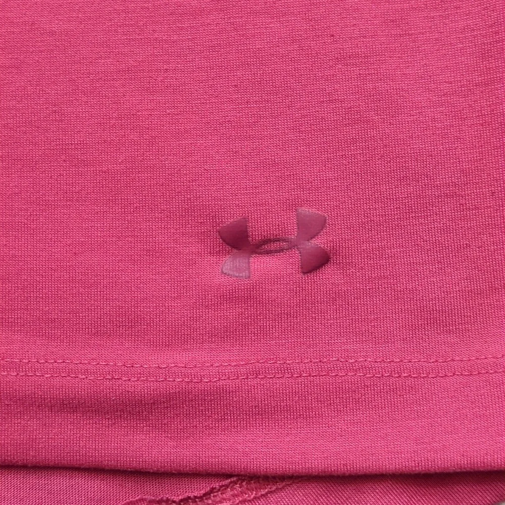 Under Armour Pink Workout Tank Size Medium - Picture 2 of 3